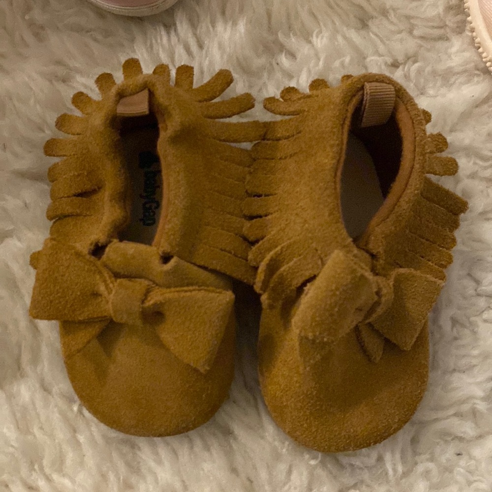 Gap suede moccasins baby 12-18 months